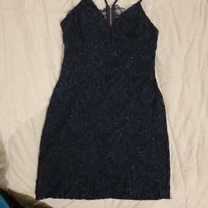 Lace, formal/prom dress